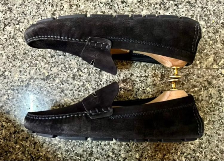 Louis Vuitton Damier Embossed Suede Leather Moccasin เบอร์7.5 รูปที่ 2