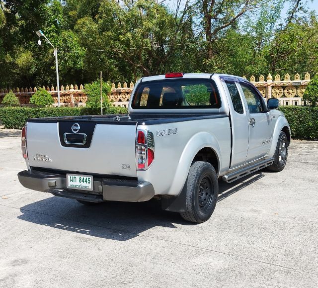 Nissan Navara 2012 2.5 Calibre EL Pickup ดีเซล เกียร์ธรรมดา บรอนซ์เงิน รูปที่ 2
