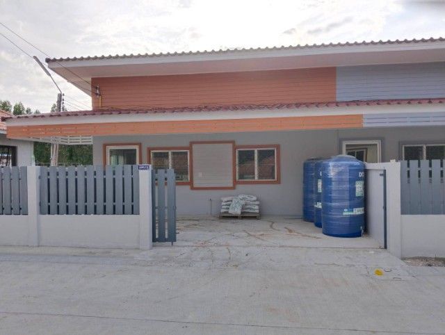 บ้านเข้าถนน3121เพียง70เมตรมีรถรับส่งด้านหน้าหลายบริษัท