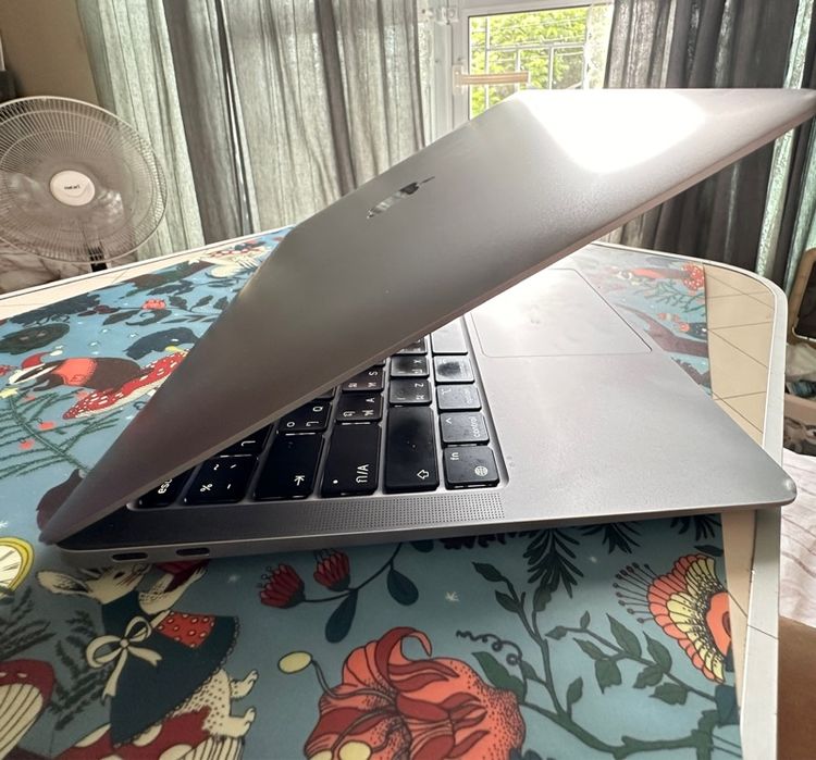 Macbook Air 13 inch M1 2020 รูปที่ 4