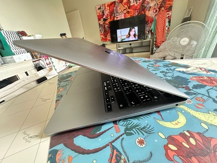 Macbook Air 13 inch M1 2020 รูปที่ 6