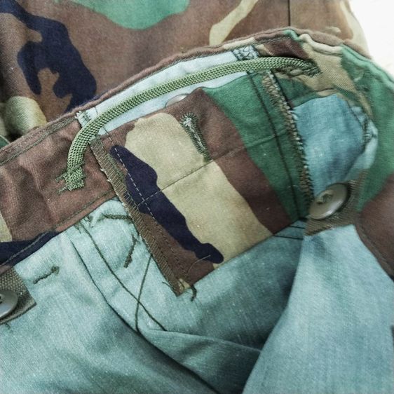 vintage deadstock trouser cold weather army nylon cotton woodlands camouflage class 2 talon zipper รูปที่ 7