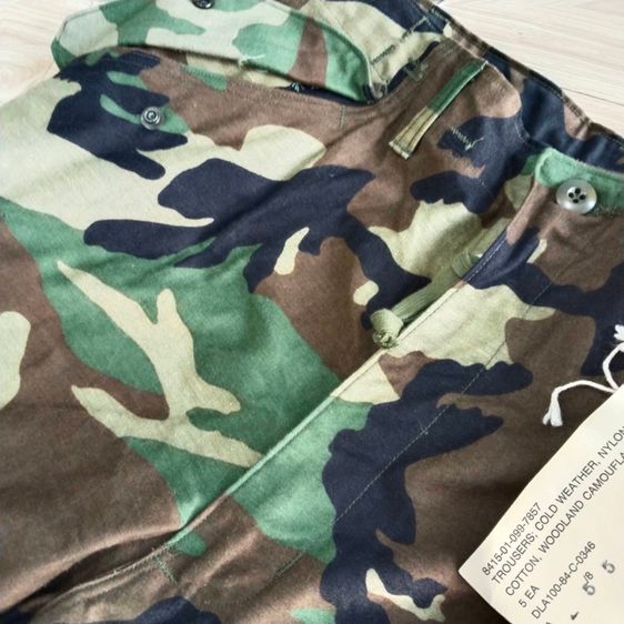 vintage deadstock trouser cold weather army nylon cotton woodlands camouflage class 2 talon zipper รูปที่ 9
