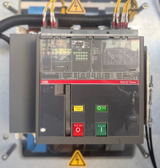 ขายตู้ ATS Main breaker Abb 1000A T7S 1000 PR231 breaker Abb 15 ตัว Pipat 098-2641749 รูปที่ 11
