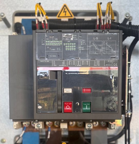 ขายตู้ ATS Main breaker Abb 1000A T7S 1000 PR231 breaker Abb 15 ตัว Pipat 098-2641749 รูปที่ 10
