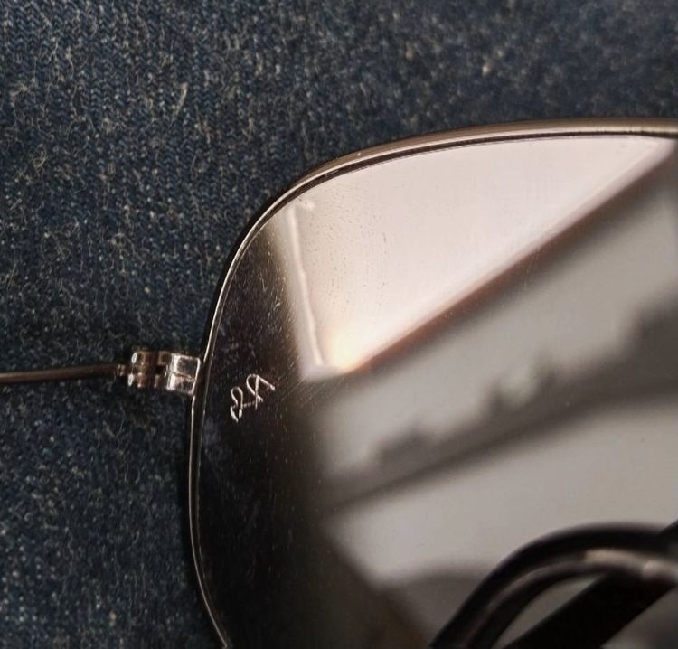 Ray-Ban Classic Aviator Sunglasses Large Polished Black  รูปที่ 3
