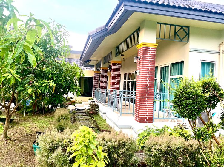 ขายบ้านเดี่ยวในสนามกลอพ์รอยัลเจมส์ศาลายา