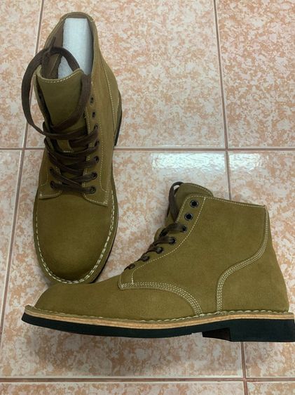 รองเท้าหนังกลับ รูปที่ 2