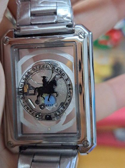 นาฬิกาข้อมือหญิง รูปที่ 2