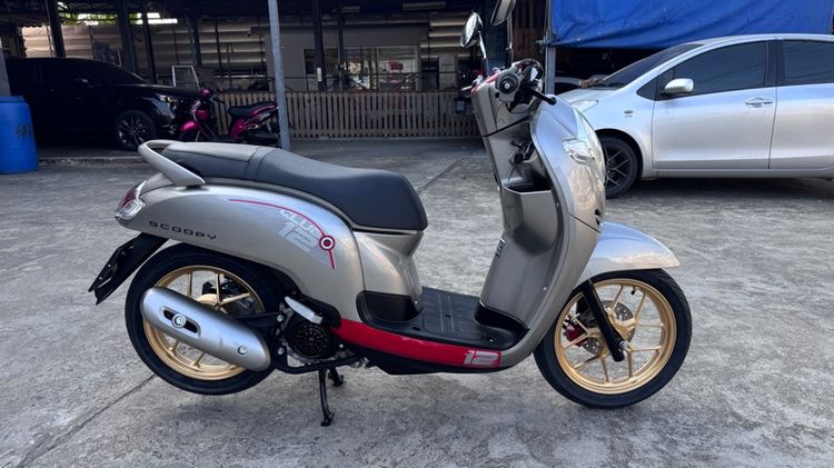 Honda Scoopy ปี2018LED สภาพสวยพร้อมใช้ไมล์16400km รถมือเดียว