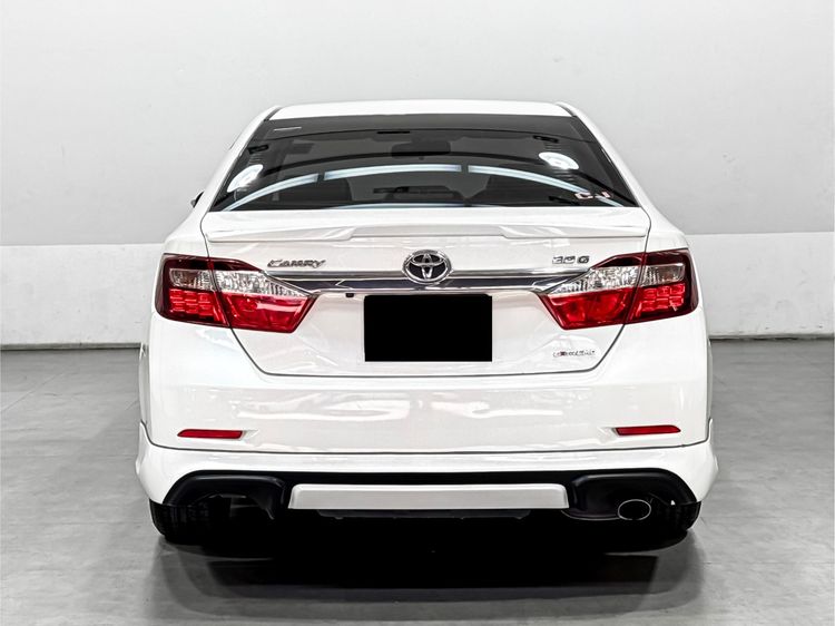 Toyota Camry 2015 2.0 G Extremo Sedan เบนซิน เกียร์อัตโนมัติ ขาว รูปที่ 4