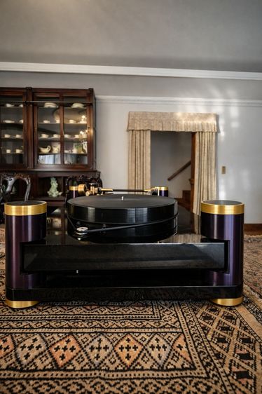 Rare Audiophile Set – Turntable + Tonearm + Koetsu Gold Signature x2 รูปที่ 3