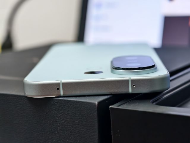 Vivo X200 FE รูปที่ 3