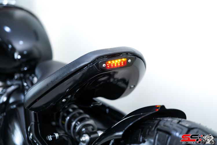 Triumph Bonneville Bobber Black ปี2018 วิ่งน้อย ยางใหม่ รถเซอร์วิสเรียบร้อย ของแต่งหลายรายการ รูปที่ 10