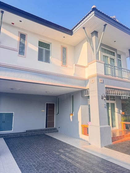 อื่นๆ มีบางส่วน 2015 ใช่ ขายบ้านเดี่ยว 2 ชั้น รูปที่ 3