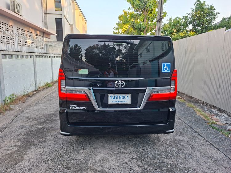 Toyota Majesty 2020 2.8 Premium Van ดีเซล ไม่ติดแก๊ส เกียร์อัตโนมัติ ดำ รูปที่ 4