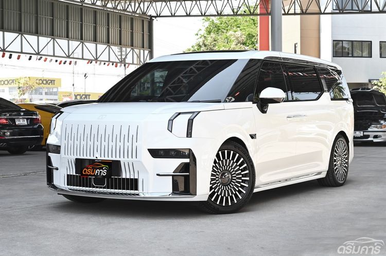 รถ ยี่ห้ออื่นๆ รุ่นอื่นๆ รุ่นย่อยอื่นๆ สี ขาว