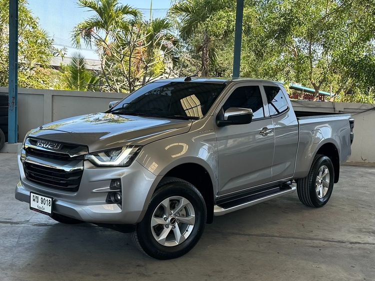รถ Isuzu D-MAX 1.9 Hi-Lander L สี บรอนซ์เงิน