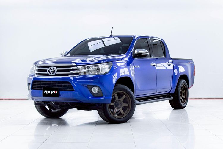 รถ Toyota Hilux Revo 2.4 E Prerunner สี น้ำเงิน