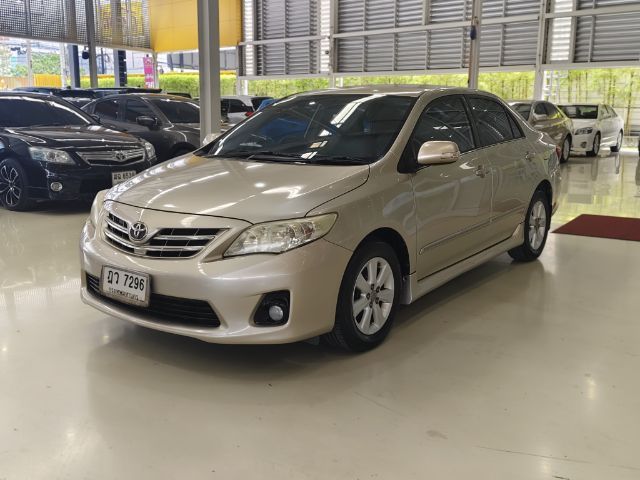 รถ Toyota Altis 1.6 E CNG สี บรอนซ์ทอง