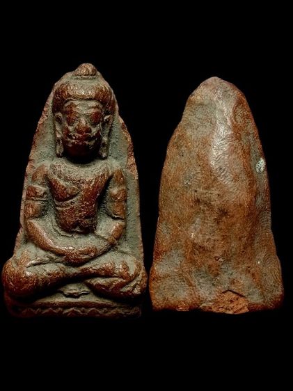 พระเก่าเนื้อดิน ศิลปะลพบุรี หรือหริภุณชัย 