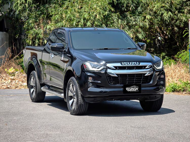 รถ Isuzu D-MAX 1.9 Hi-Lander ZP สี ดำ