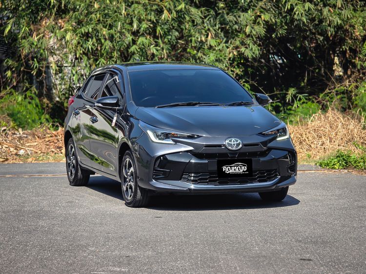 รถ Toyota Yaris 1.2 Smart สี เทา