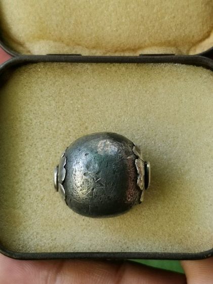 หลวงพ่อ​เนียม​