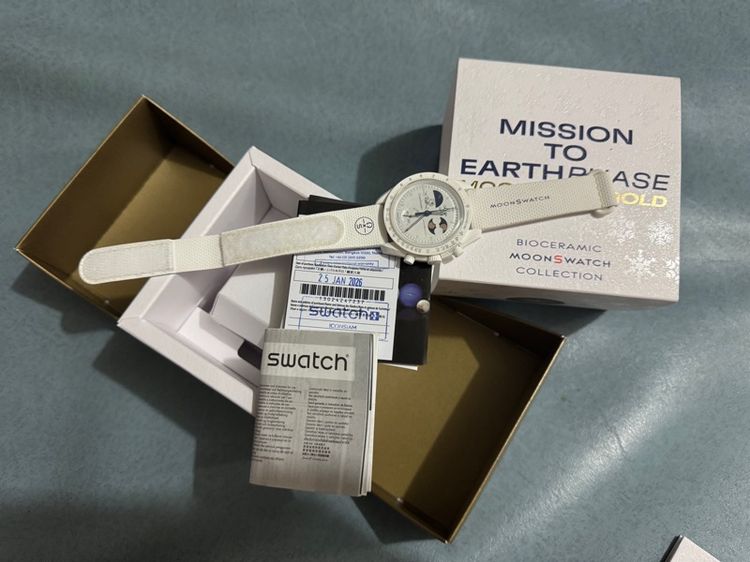 Omegaxswatch mission to the moon phase รูปที่ 2