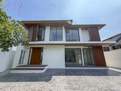 บ้านเดี่ยว 4 ห้องนอนหลังใหญ่ปรับปรุงแล้ว เหมาะสำหรับครอบครัวขยาย ย่าน ปรีดี สุขุมวิท 71