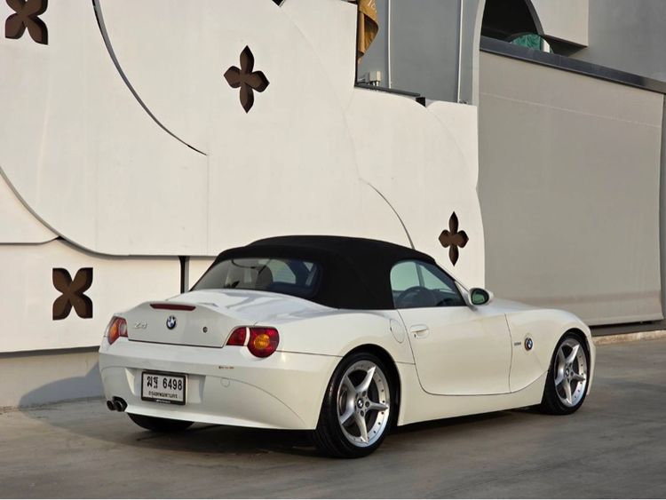 BMW Z4 2011 2.5 Sedan เบนซิน เกียร์อัตโนมัติ ขาว รูปที่ 4