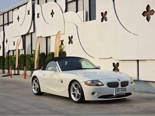 BMW Z4 E85 สีขาว