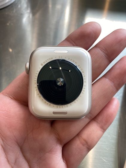 Apple Watch SE3 44mm Starlight GPS รูปที่ 3