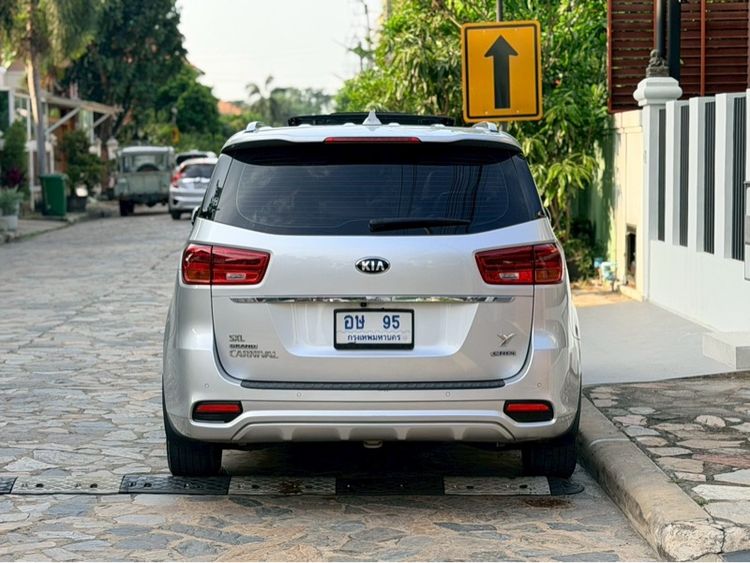 Kia Grand Carnival 2020 2.2 SXL Utility-car ดีเซล ไม่ติดแก๊ส เกียร์อัตโนมัติ เทา รูปที่ 3