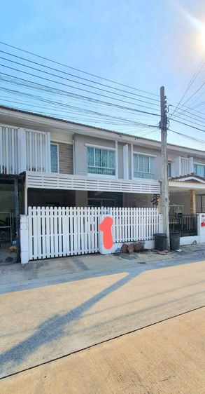 ขายบ้านทาวเฮ้าส์เฟอร์ครบพร้อมเข้าอยู่ บางนา - หนามแดง