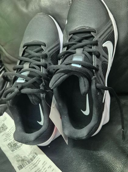 Nike รองเท้าวิ่ง สีดํา-ขาว ไซซ์ US9 EU42.5 ซื้อมา 3,000 บาท อายุ 1 เดือน ใส่2ครั้ง รูปที่ 15