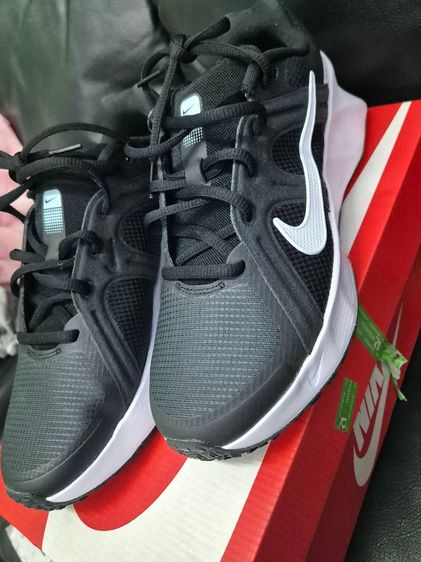 Nike รองเท้าวิ่ง สีดํา-ขาว ไซซ์ US9 EU42.5 ซื้อมา 3,000 บาท อายุ 1 เดือน ใส่2ครั้ง รูปที่ 2