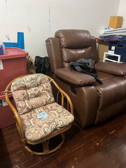 เก้าอี้ไม้หมุนได้ รูปที่ 4