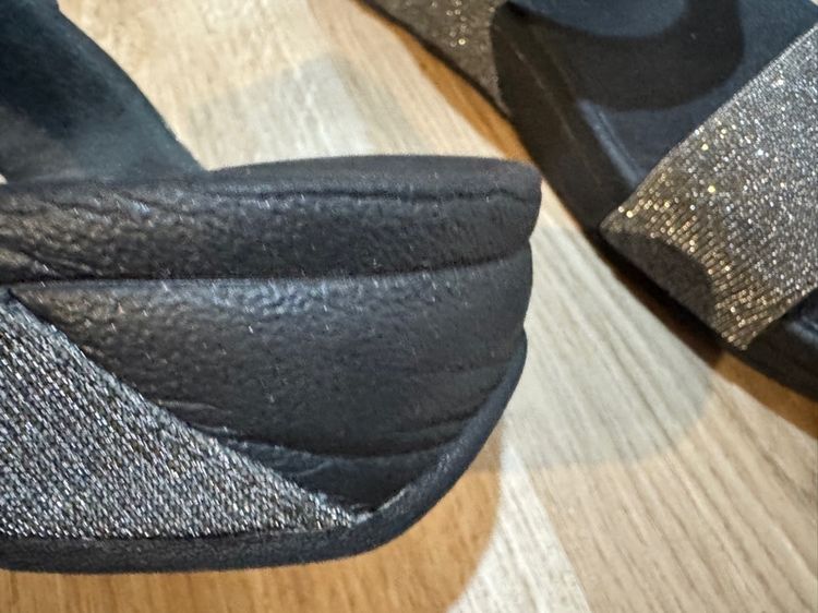 Used FitFlop Glitter Slide Shoes รูปที่ 6