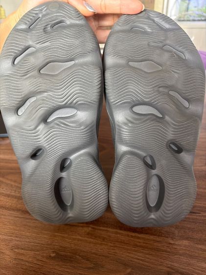  Adidas Yeezy Foam รูปที่ 4