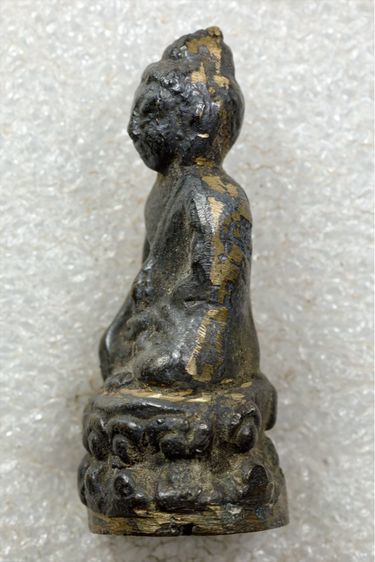 พระกริ่งเก่าผิวหิ้งๆ รูปที่ 3