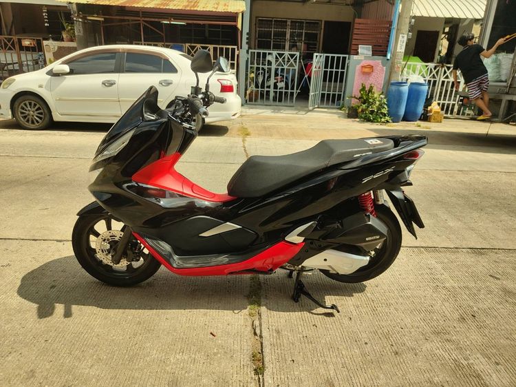 🛵ยังไงก็ขาย PCX 150 ปี 62 เครื่องดี สีสวย สตาร์ทมือ กุญแจรีโมท เล่มชุดโอนครบ+เปลี่ยนถ่ายน้ำมันเครื่องฟรี ส่งฟรี30 ก.ม