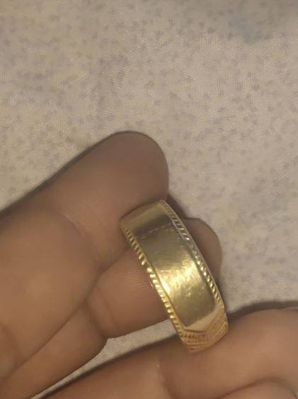 แหวนสีทอง รูปที่ 3