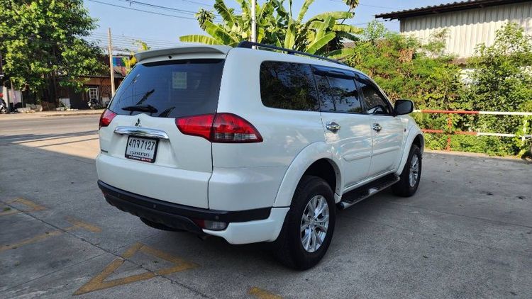 Mitsubishi Pajero Sport 2015 2.5 GT Utility-car ดีเซล ไม่ติดแก๊ส เกียร์อัตโนมัติ ขาว รูปที่ 4