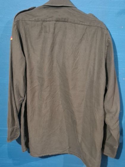 เสื้อทหารแขนยาว รูปที่ 2