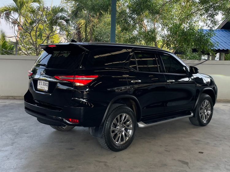 Toyota Fortuner 2021 2.4 G Utility-car ดีเซล ไม่ติดแก๊ส เกียร์อัตโนมัติ ดำ รูปที่ 2