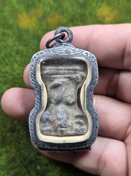 พระมเหศวรเนื้อชินเก่าๆ ใส่ตลับพร้อมใช้ รูปที่ 2