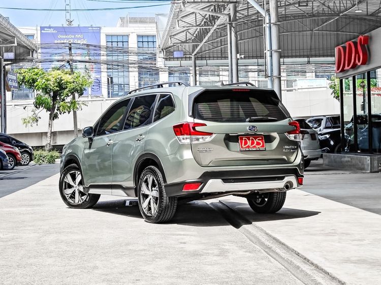 Subaru Forester 2020 2.0 i-S EyeSight Utility-car เบนซิน เกียร์อัตโนมัติ เขียว รูปที่ 3