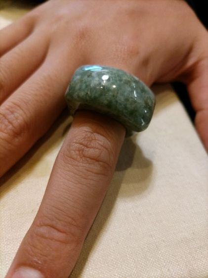 แหวนหยกพม่า รูปที่ 2