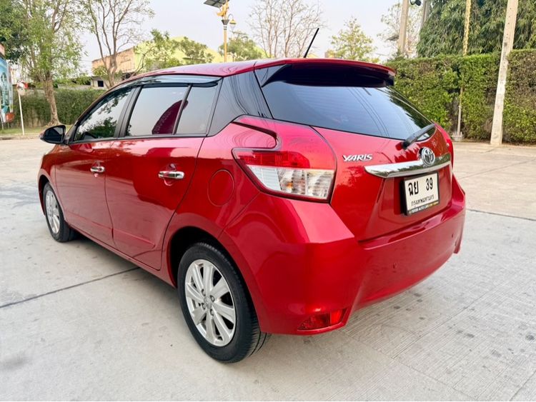 Toyota Yaris 2016 1.2 G Sedan เบนซิน ไม่ติดแก๊ส เกียร์อัตโนมัติ แดง รูปที่ 4